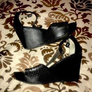Black Comfortable Wedges:Will Take Your 1st Offer